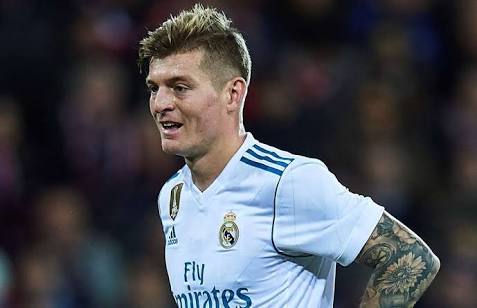Kroos Pemain Sepak Bola Terbaik Jerman Tahun Ini 